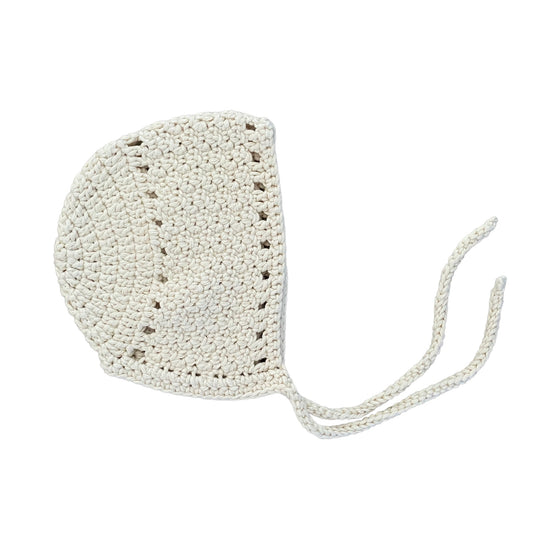 Wit mutsje van BanannaCreations